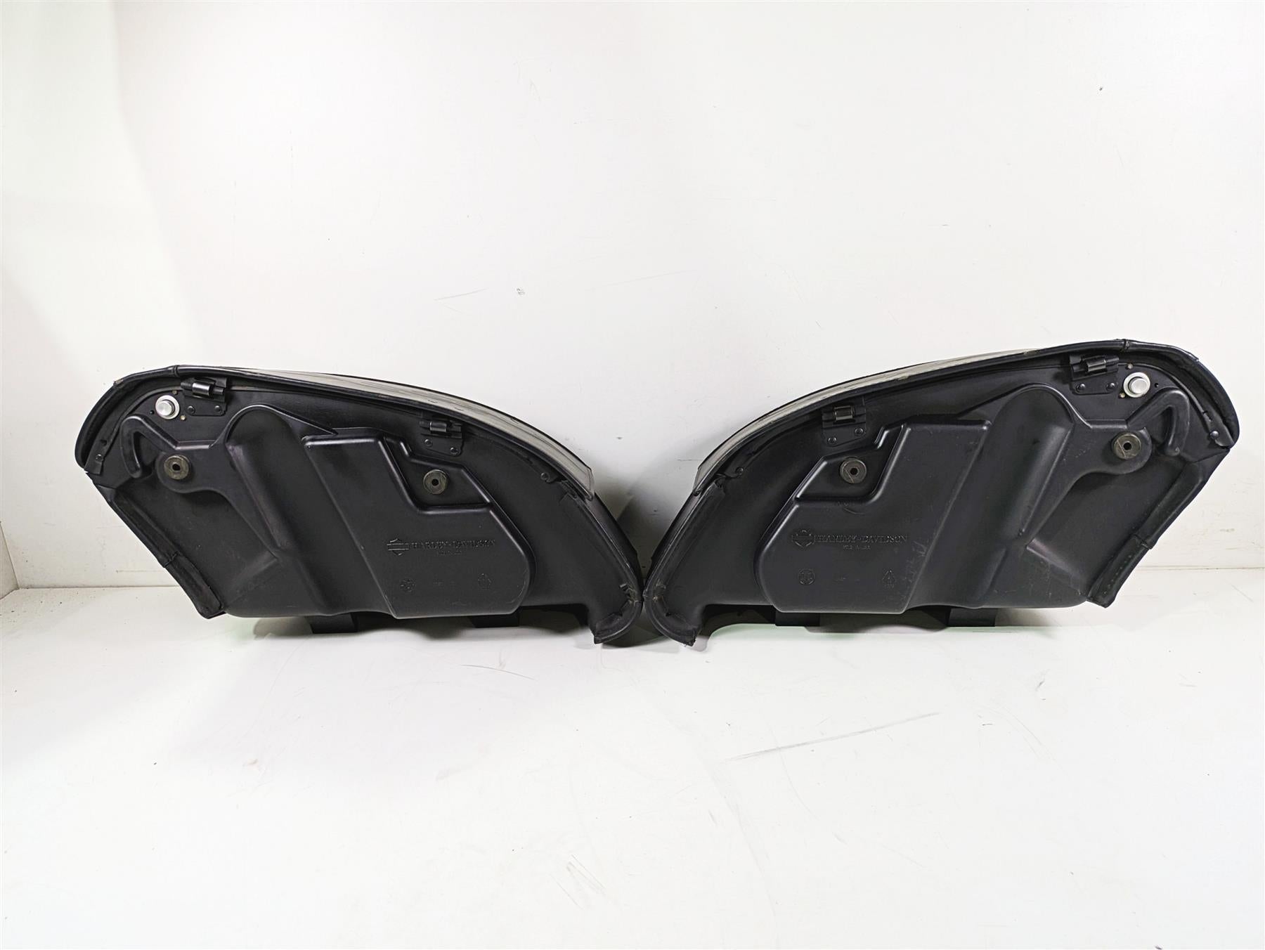 2007 Harley Touring FLHRSE CVO Road King Saddlebag Saddle Bag Set 88221-07 {{ shop.shopifyCountryName }} - Mototech271
