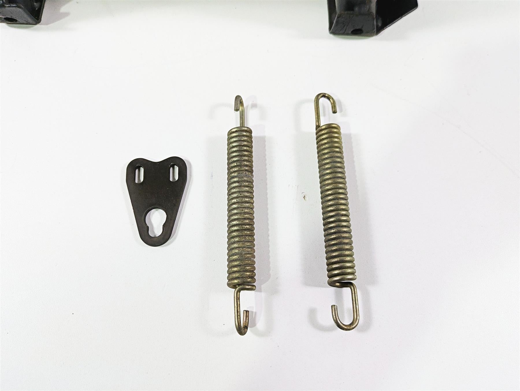 2015 Triumph Tiger Explorer XC Center Kick Stand Kickstand T2081358 {{ shop.shopifyCountryName }} - Mototech271