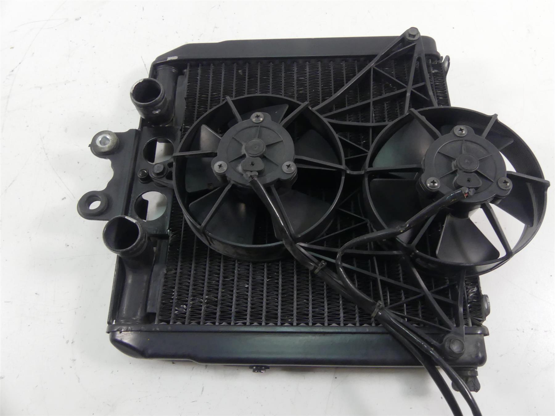 2013 Harley VRSCDX Night Rod Special Radiator Fans Reservoir Hoses 26722-04 {{ shop.shopifyCountryName }} - Mototech271
