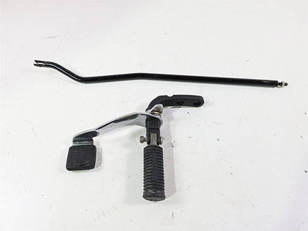 2015 Harley FXDF Dyna Fat Bob Front Right Fw Foot peg & Brake Pedal 42663-03A {{ shop.shopifyCountryName }} - Mototech271