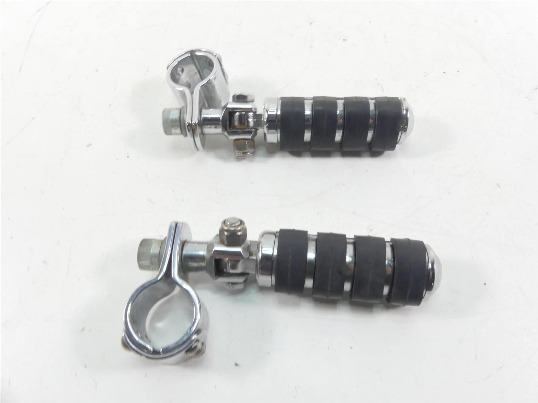 1999 Harley Touring FLHTCUI Electra Glide Kuryakyn Highway Foot Peg Set 7964 {{ shop.shopifyCountryName }} - Mototech271