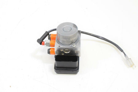 2018 Husqvarna 401 Vitpilen ABS Brake Pump Module 28542031044 {{ shop.shopifyCountryName }} - Mototech271