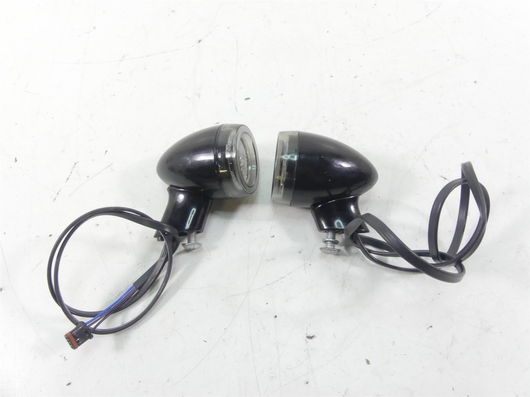 2019 Harley Softail FXBB Street Bob Rear Led Signature Turn Signal Set 67801184 {{ shop.shopifyCountryName }} - Mototech271