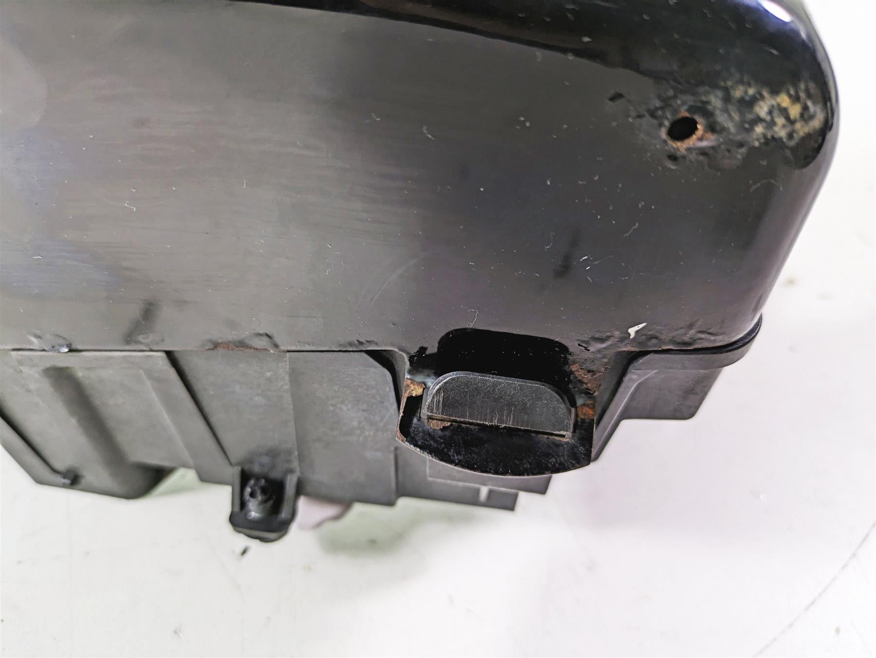 2012 Harley FLD Dyna Switchback Electrical Holder Carrier & Cover 70367-12 {{ shop.shopifyCountryName }} - Mototech271