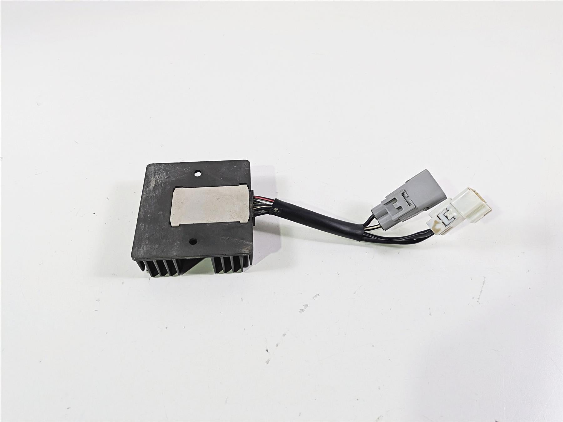 2019 Suzuki M109R VZR1800 Boulevard Rectifier Voltage Regulator 32800-10G30 {{ shop.shopifyCountryName }} - Mototech271