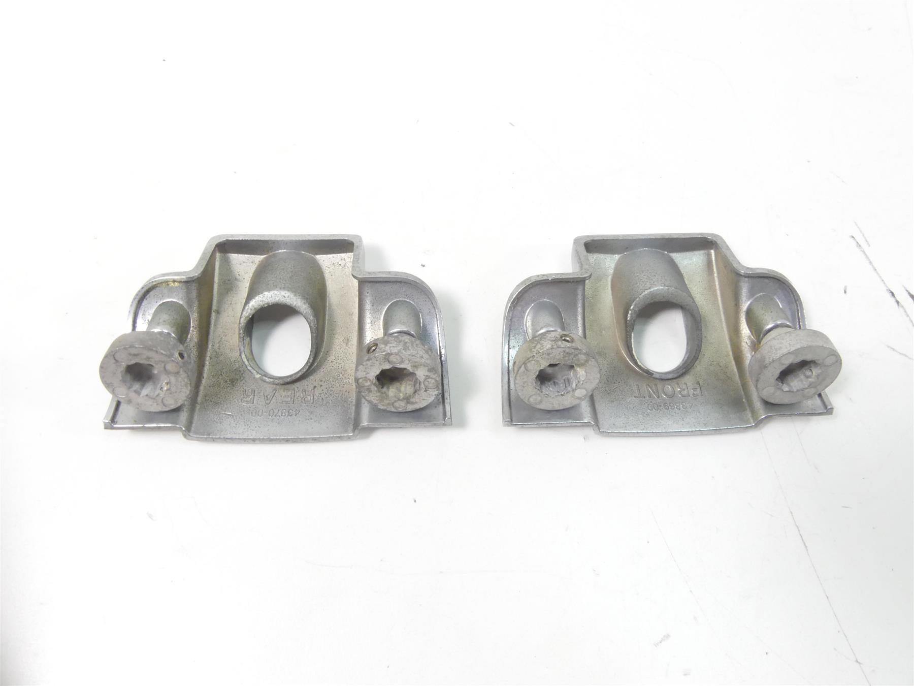 2002 Harley Softail FXSTDI Deuce Chrome Spark Plug Covers 43870-00 43869-00 {{ shop.shopifyCountryName }} - Mototech271