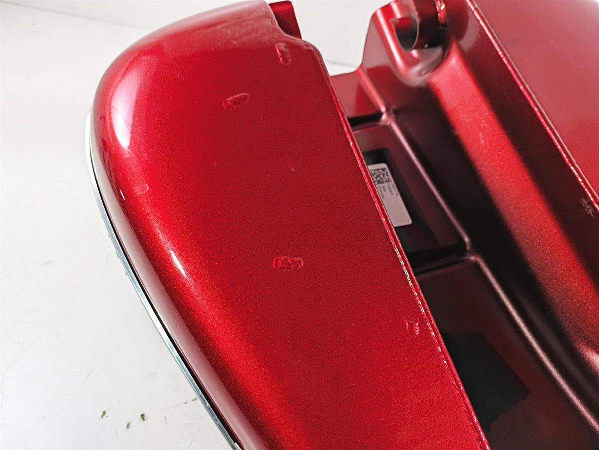 2019 Indian Chieftain Limited Ruby Red Fuel Gas Petrol Tank -Great Shape 1021997 {{ shop.shopifyCountryName }} - Mototech271