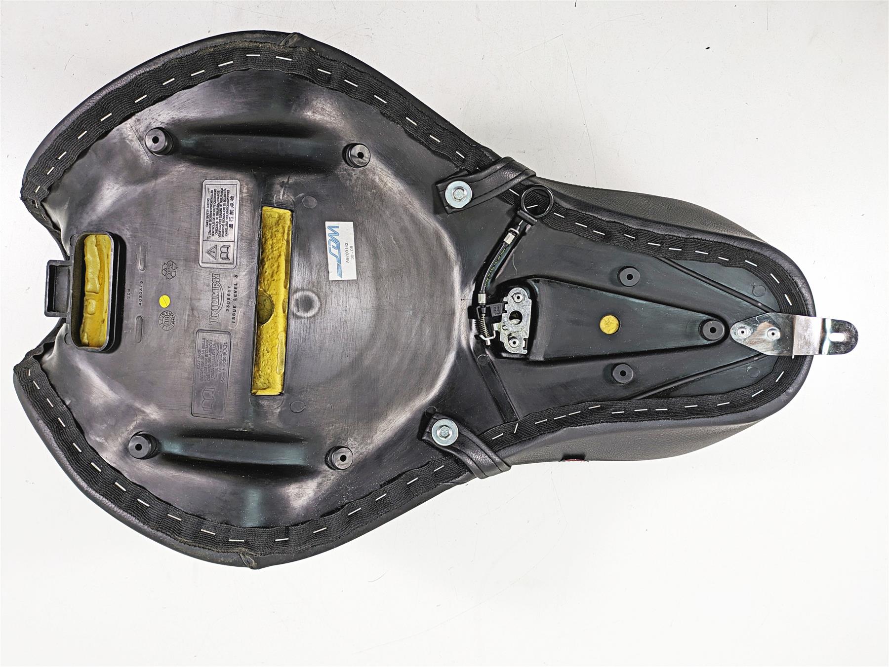 2011 Triumph America Duo Driver Rider Seat Saddle - Read T2305687 {{ shop.shopifyCountryName }} - Mototech271