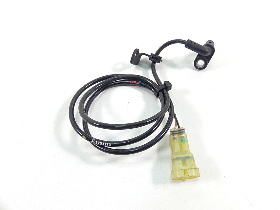 2022 Triumph Speed Triple 1200 RS Rear Abs Brake Wheel Speed Sensor T2022790 {{ shop.shopifyCountryName }} - Mototech271