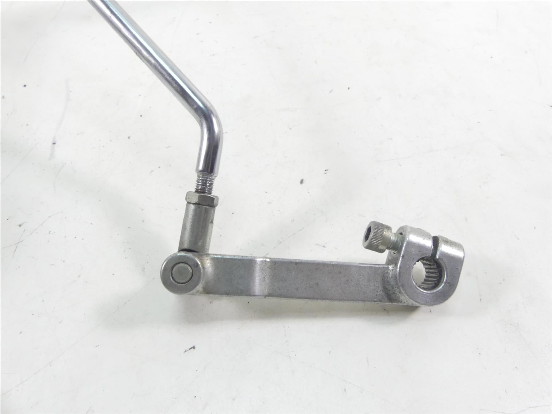 2005 Harley Softail FLSTSC Heritage Springer Left Front Floorboard 33630-00 {{ shop.shopifyCountryName }} - Mototech271