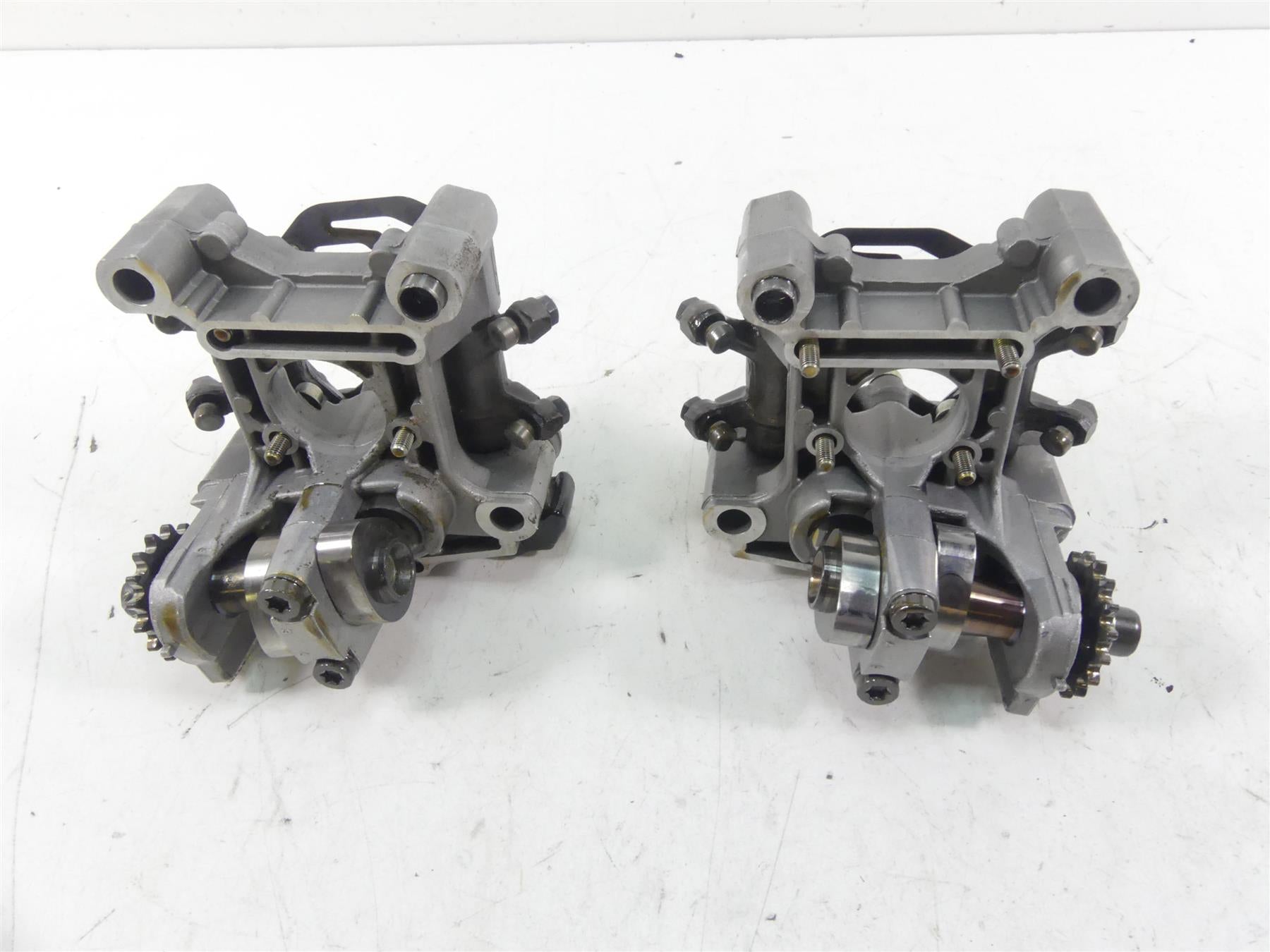 1999 BMW R1100 GS 259E Cam Shafts & Holder Mounts Rocker Box Set 11311341560 | Mototech271