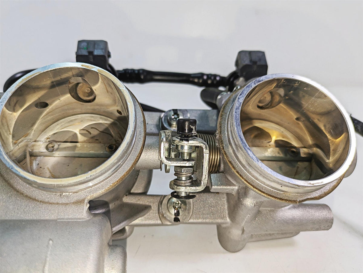 2020 Aprilia Tuono V4 Factory Throttle Body Bodies Set 776miles 857303 857304 {{ shop.shopifyCountryName }} - Mototech271