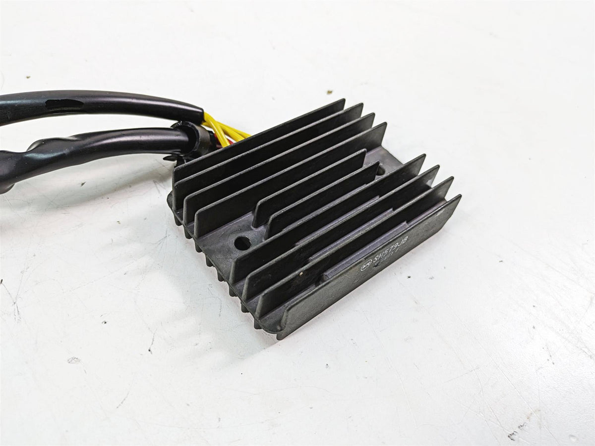 2020 Aprilia Tuono V4 Factory Rectifier Voltage Regulator B043488 SH579JB {{ shop.shopifyCountryName }} - Mototech271