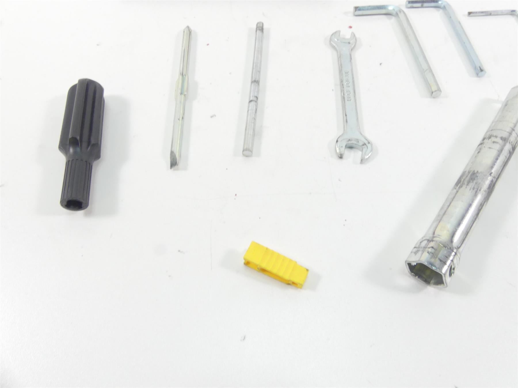 2014 Ducati Hypermotard 821 SP Owners Tools Tool Kit 69720241C {{ shop.shopifyCountryName }} - Mototech271
