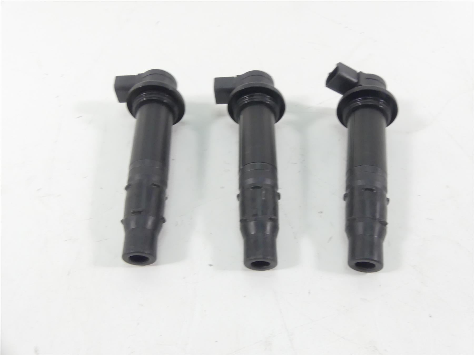 2015 Yamaha MT09 FZ09 Ignition Coil Set 1RC-82310-00-00 {{ shop.shopifyCountryName }} - Mototech271