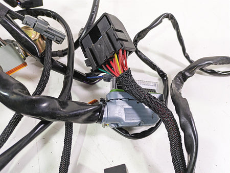2010 Harley VRSCF Muscle Rod Wiring Harness Loom No Abs - For Parts 70125-08A {{ shop.shopifyCountryName }} - Mototech271
