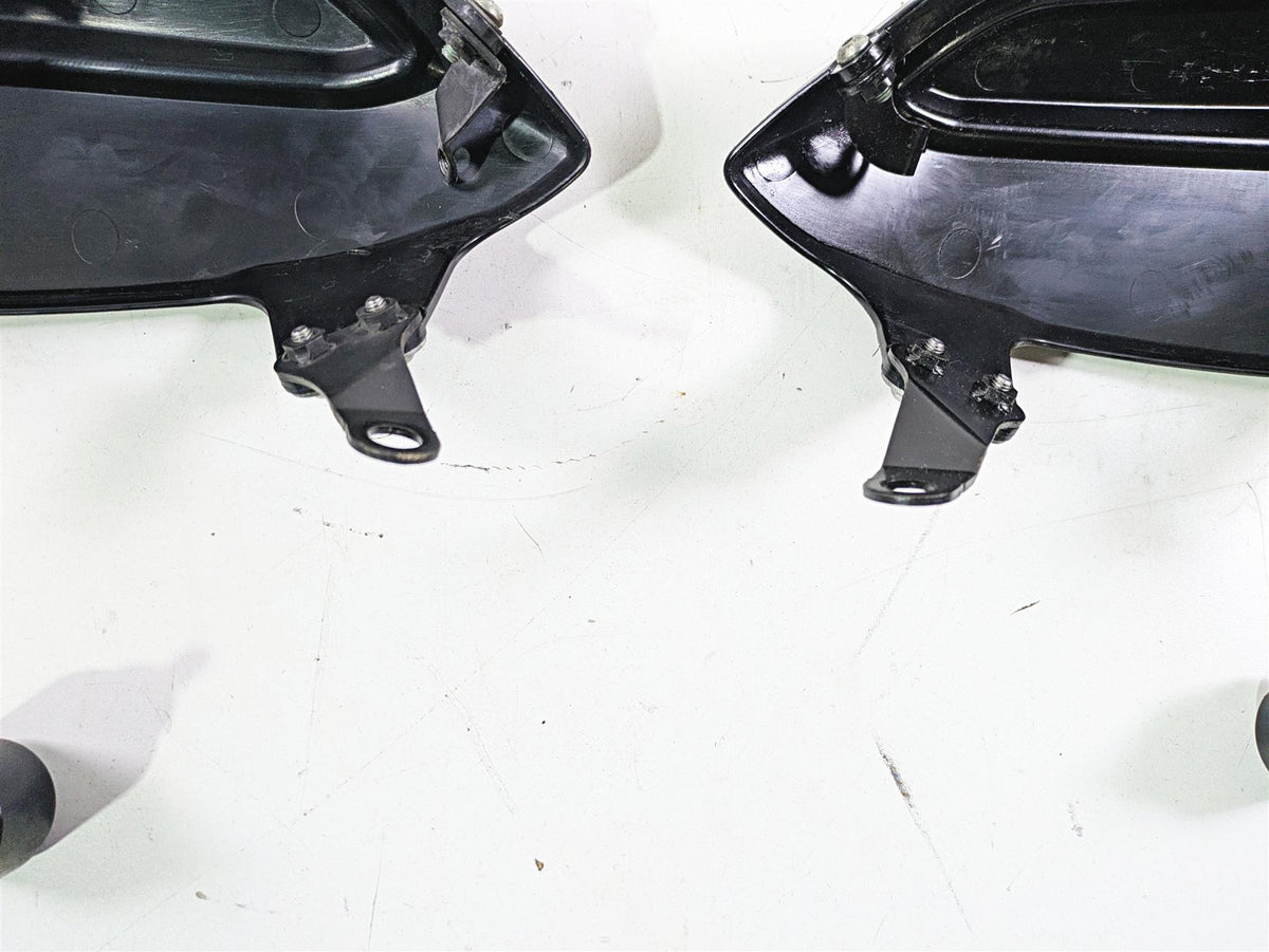 2012 Yamaha XT1200 Super Tenere Hand Guard Set & Mounts 23P-26141-00-00 {{ shop.shopifyCountryName }} - Mototech271