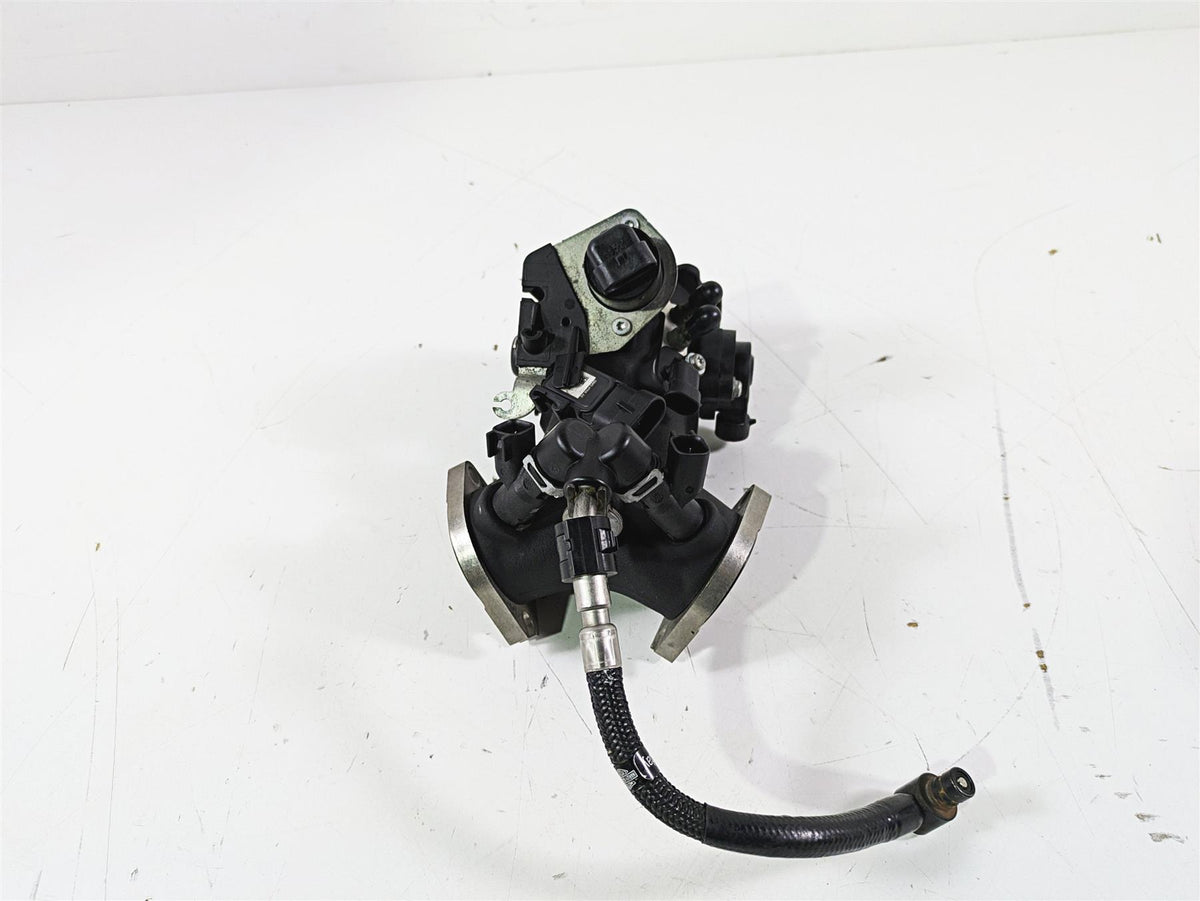 2015 Harley FXDL Dyna Low Rider Throttle Body Fuel Injectors 27708-06B 27708-10A {{ shop.shopifyCountryName }} - Mototech271