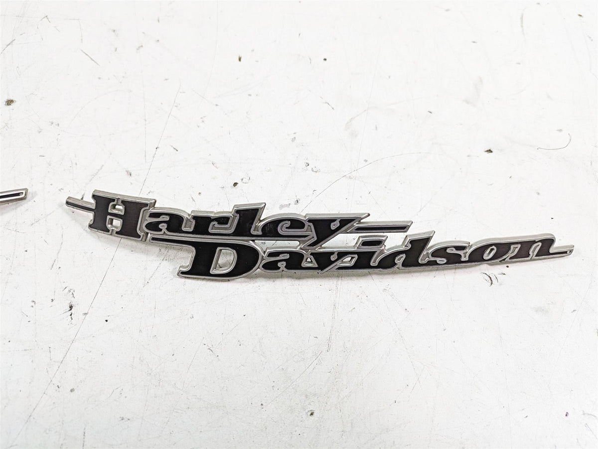 2013 Harley Touring FLHX Street Glide Fuel Tank Emblem Medallion Set 62435-11 {{ shop.shopifyCountryName }} - Mototech271