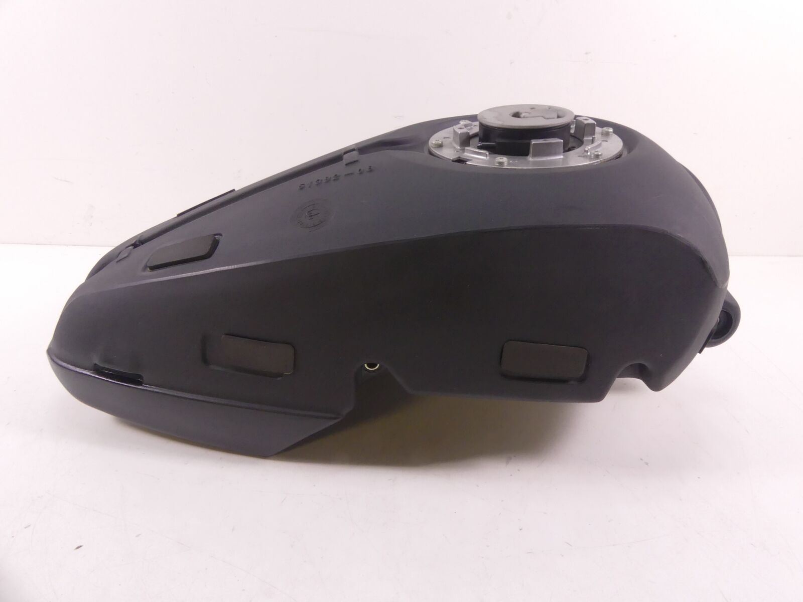 2009 Harley XR1200 X Sportster Fuel Gas Petrol Tank Reservoir  61392-08