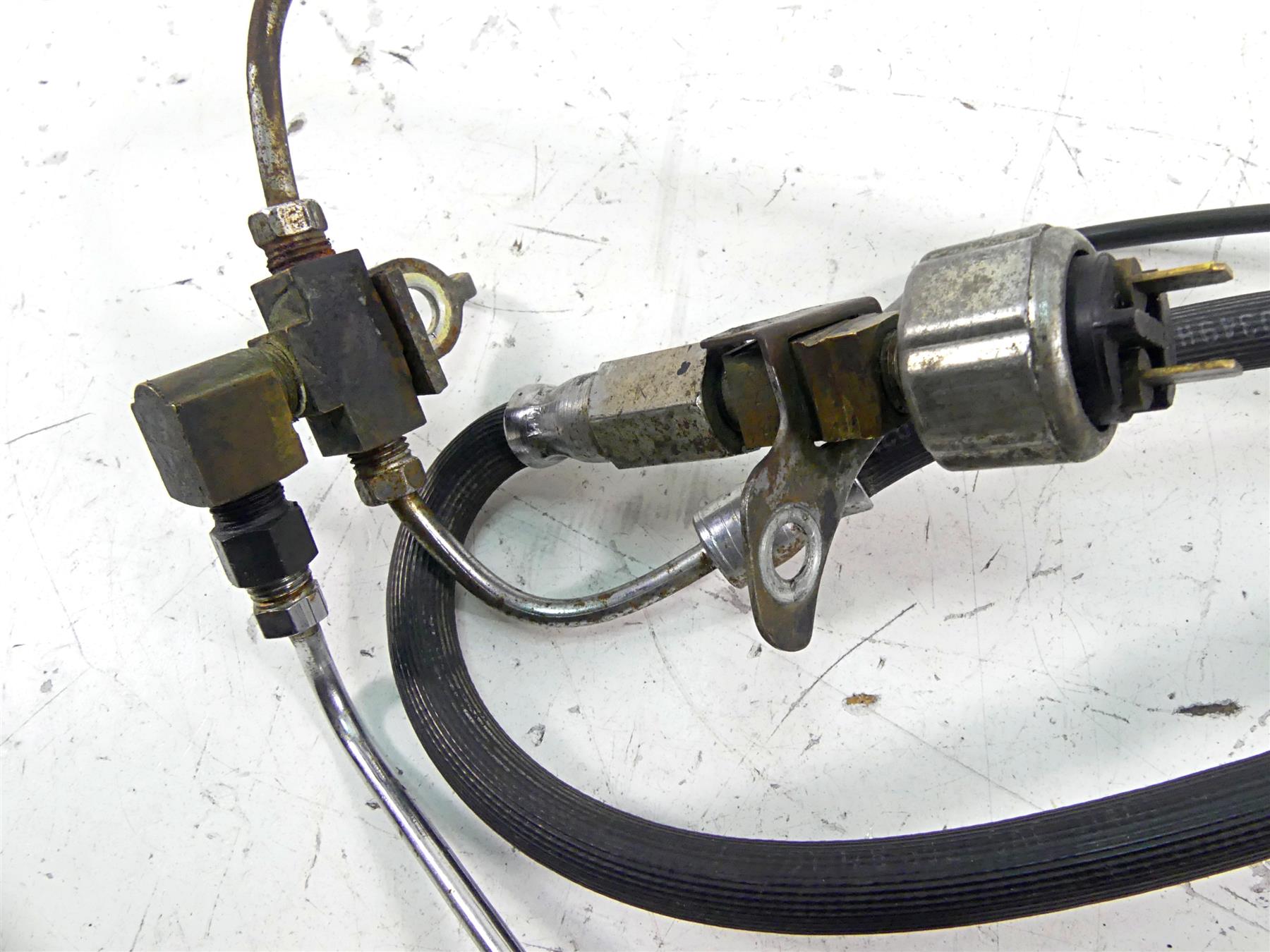 1979 Harley Sportster XLS1000 Roadster Front Rear Brake Line Hose Set 45123-77 {{ shop.shopifyCountryName }} - Mototech271