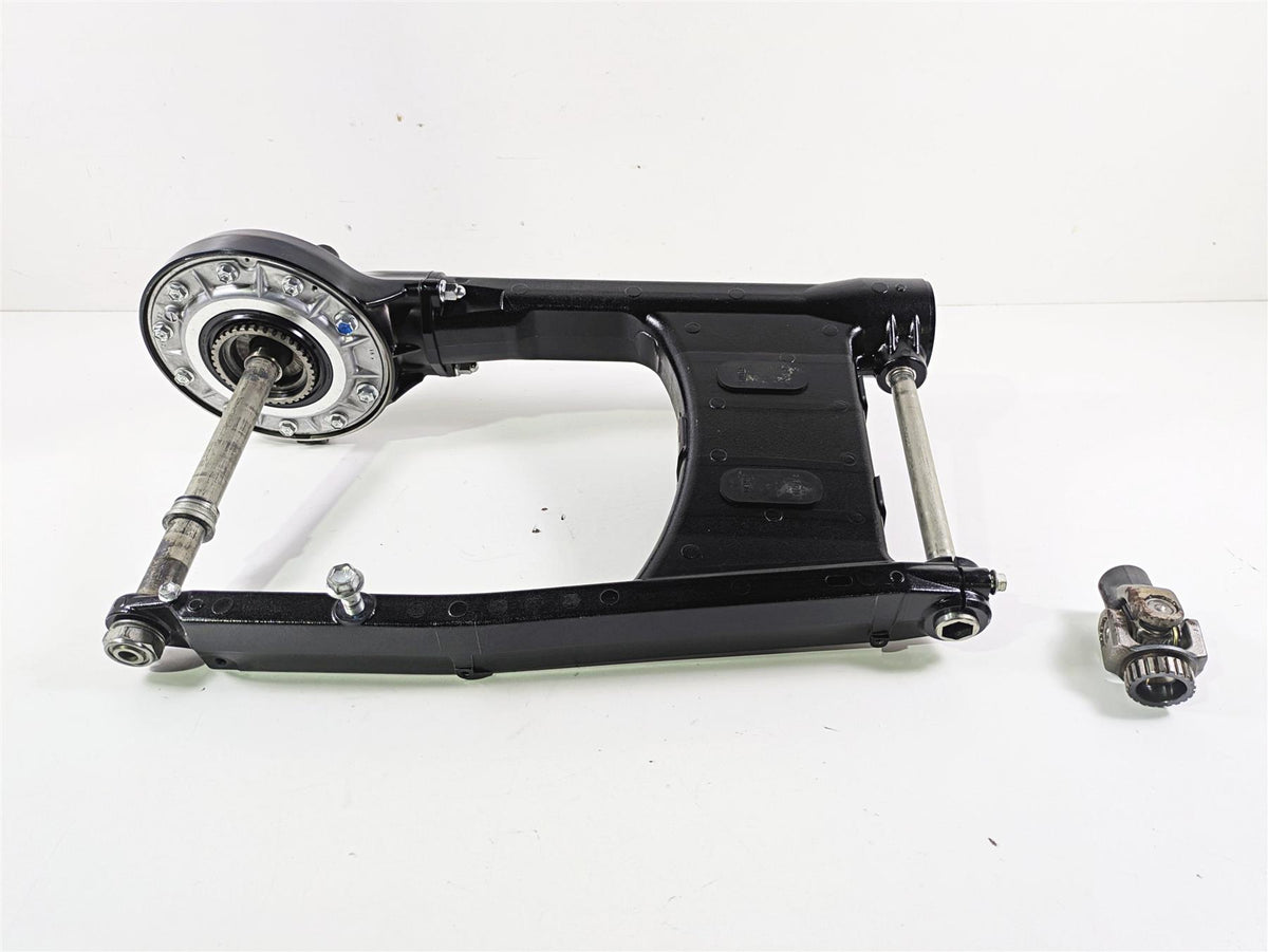 2019 Suzuki M109R VZR1800 Boulevard Swingarm Differential Shaft 27300-48850-019 {{ shop.shopifyCountryName }} - Mototech271