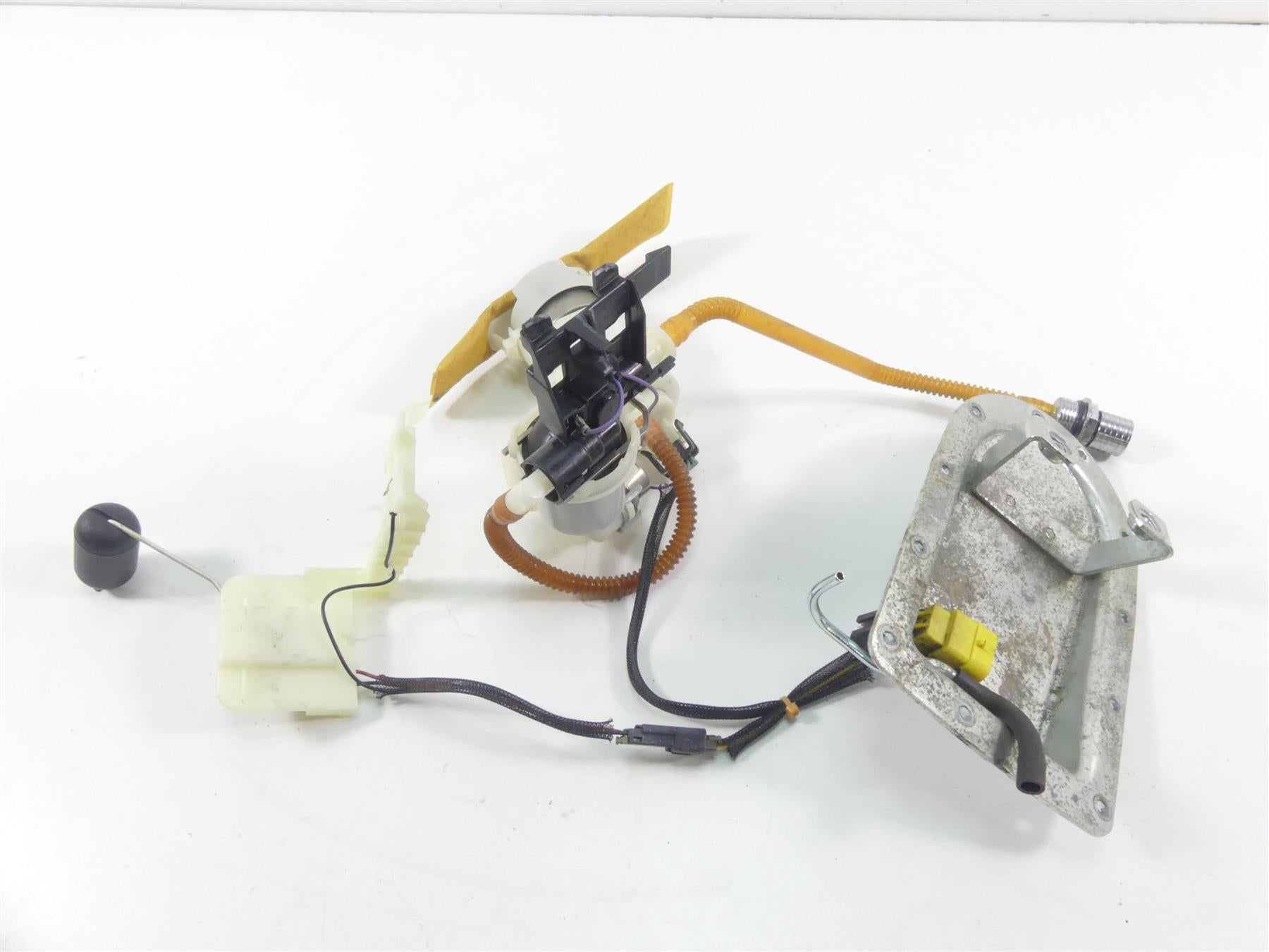 2009 Harley Dyna FXDF SE CVO Fat Bob Fuel Gas Petrol Pump -Tested 75218-04D {{ shop.shopifyCountryName }} - Mototech271