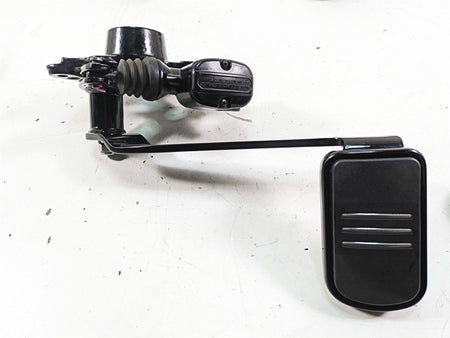 2013 Harley Touring FLHX Street Glide Floor Board + Shift Brake Pedal 50683-04 {{ shop.shopifyCountryName }} - Mototech271