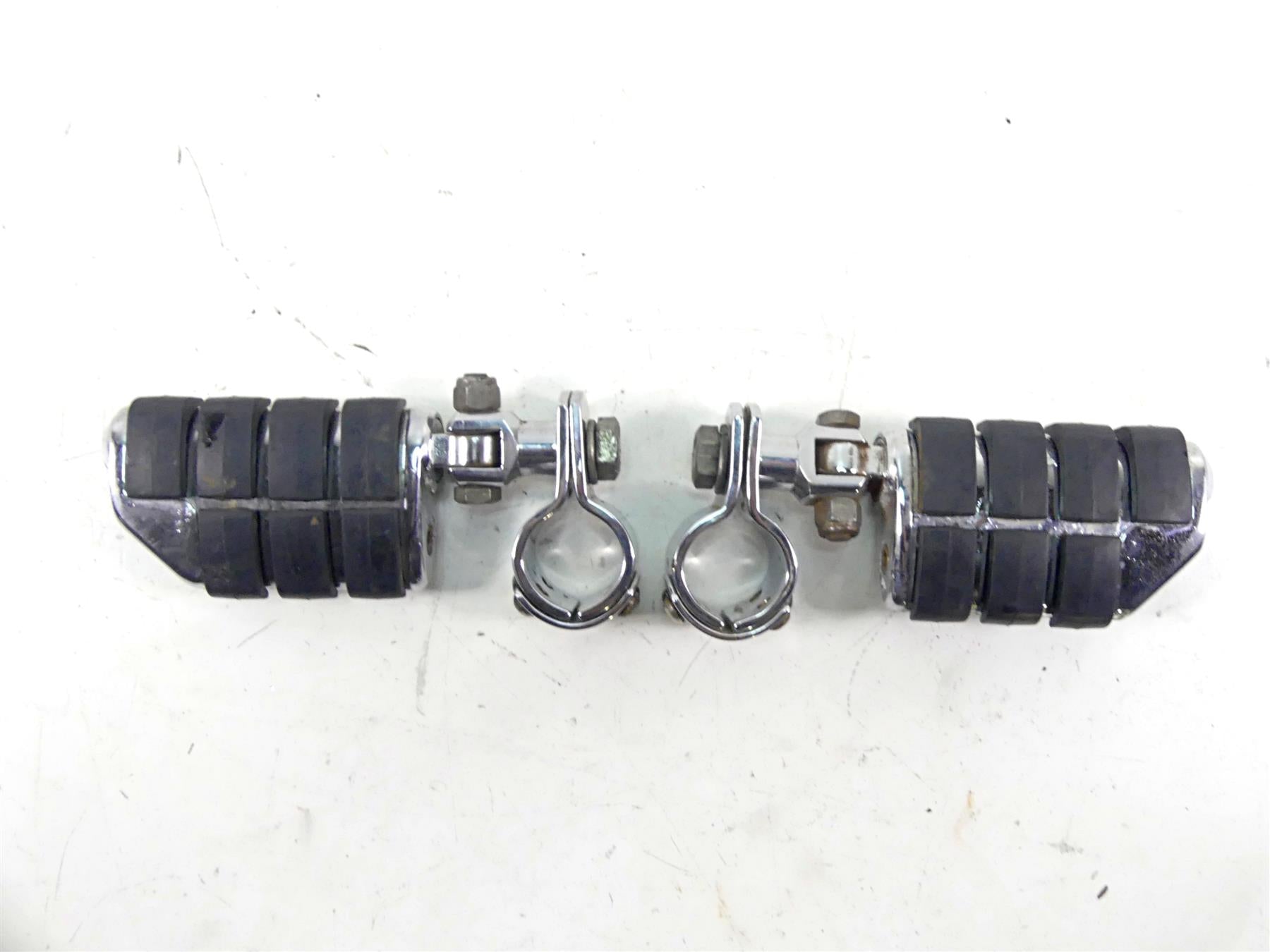 2002 Harley FLSTCI Softail Heritage Chrome Rider Driver Highway Foot Pegs {{ shop.shopifyCountryName }} - Mototech271