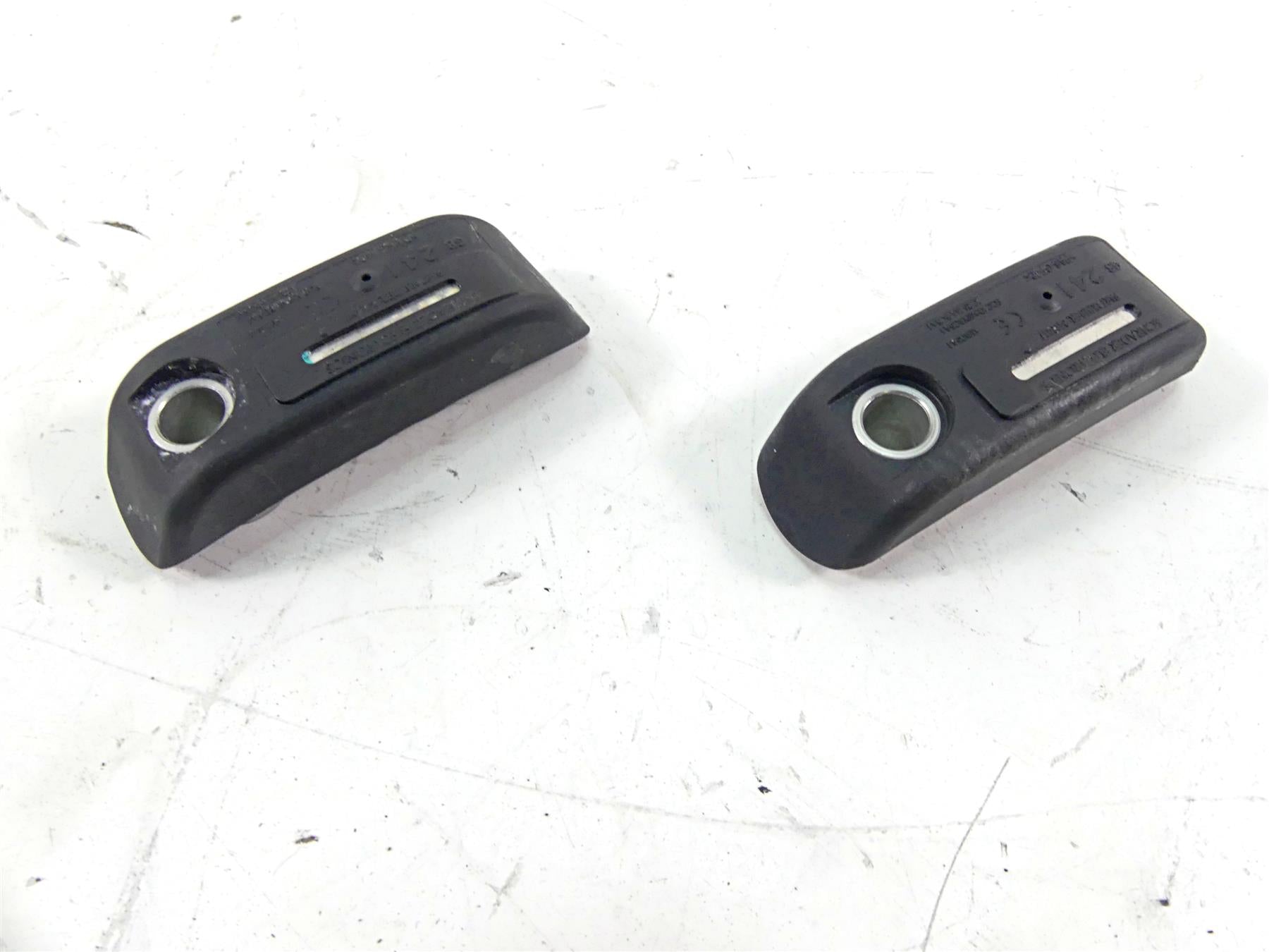 2019 Indian Chieftain Classic Tire Pressure Sensor Set 2412417 2208712 {{ shop.shopifyCountryName }} - Mototech271