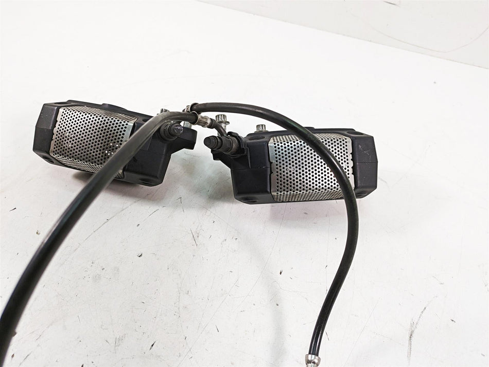 2011 Harley Touring FLHR Road King Front Brake Caliper Set 43027-08 44023-08 {{ shop.shopifyCountryName }} - Mototech271
