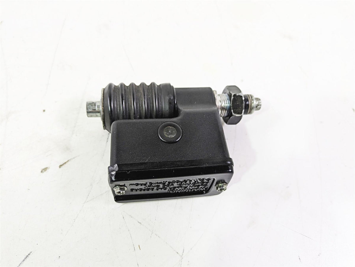 2002 Harley Dyna FXDL Low Rider Rear Brake Master Cylinder 42474-90C {{ shop.shopifyCountryName }} - Mototech271