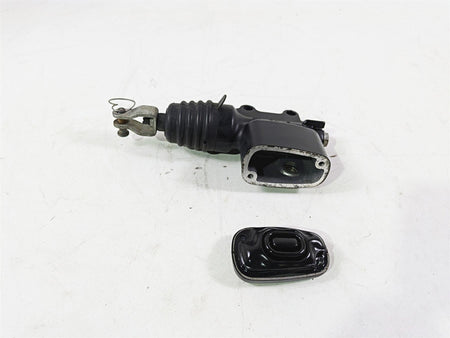 2018 Harley FXBR Softail Breakout Rear Brake Master Cylinder 5/8" 41700460 {{ shop.shopifyCountryName }} - Mototech271