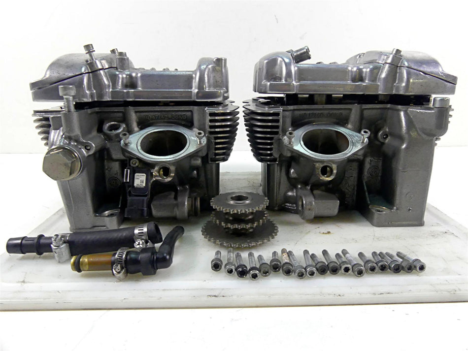 2013 Harley VRSCF Muscle Vrod Front Rear Cylinder Head Valve Cover Set 17691-08K {{ shop.shopifyCountryName }} - Mototech271