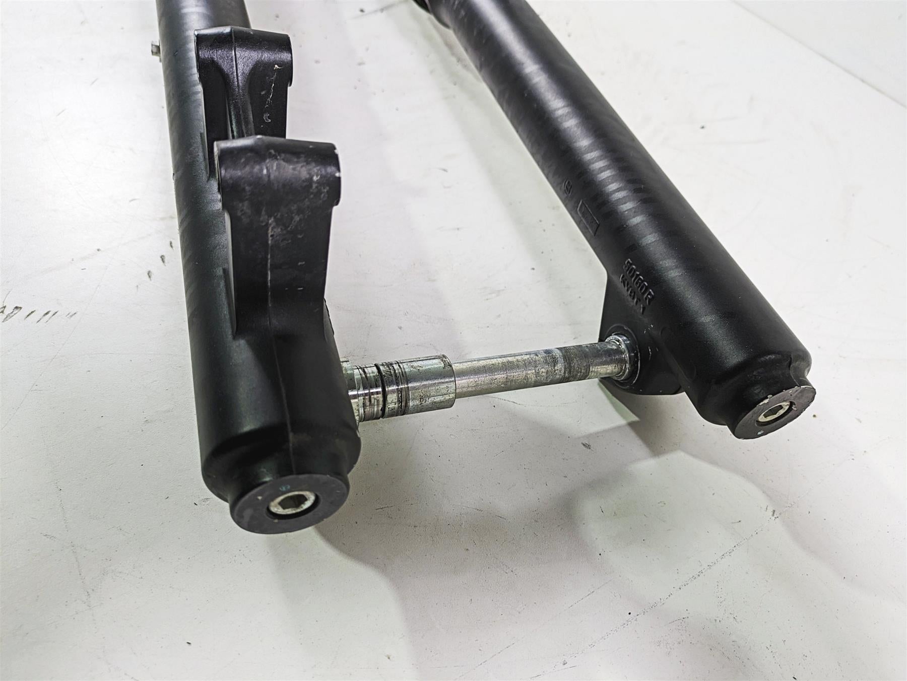 2023 Kawasaki KLR KL 650 Adventure Front Fork & Trees Set 44071-1487 44071-1488 {{ shop.shopifyCountryName }} - Mototech271