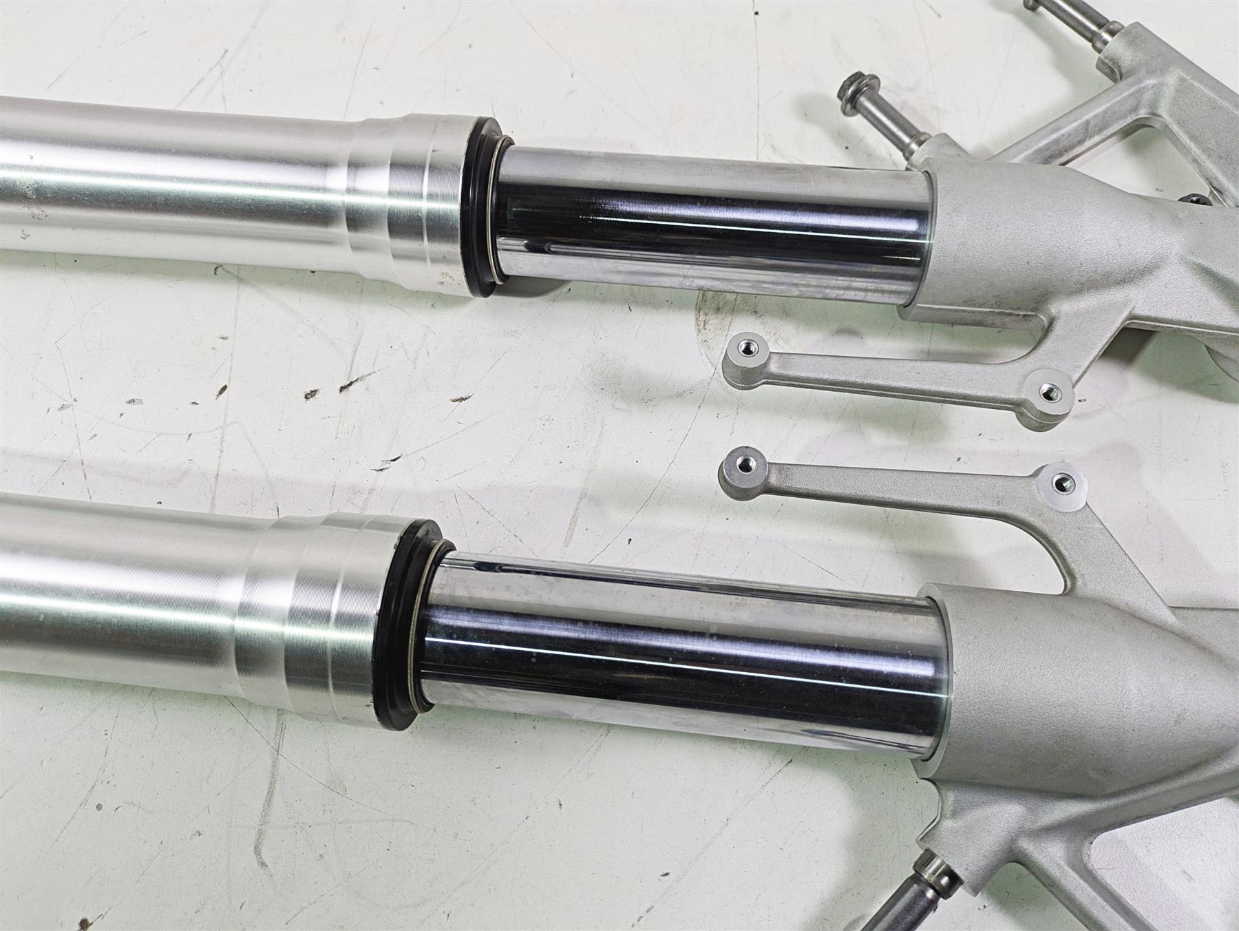 2016 BMW R1200RS K54 Straight Front Fork Leg Set 31428566563 31428566564 {{ shop.shopifyCountryName }} - Mototech271