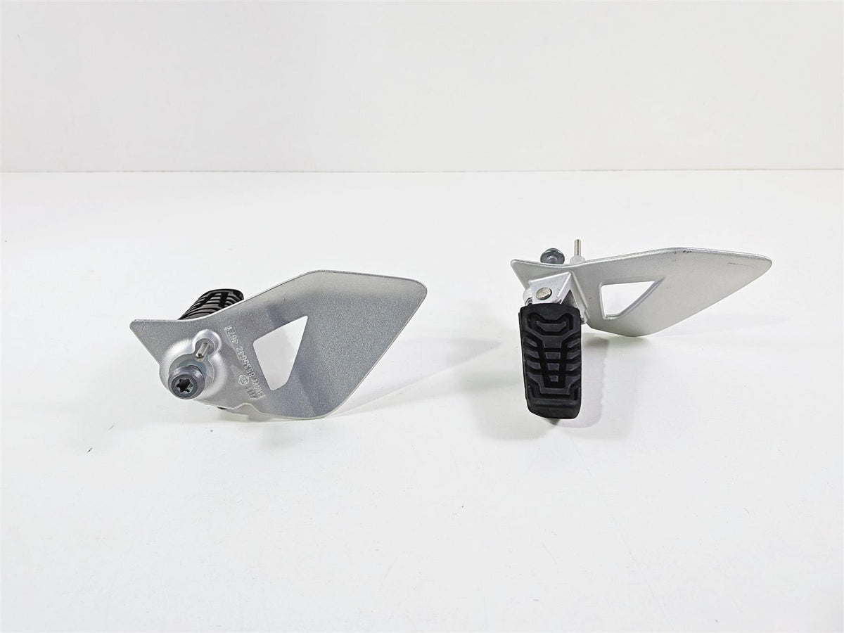 2023 BMW R1250RT RTP K52 Left Right Front Rider Foot Peg Set 46718560382 {{ shop.shopifyCountryName }} - Mototech271