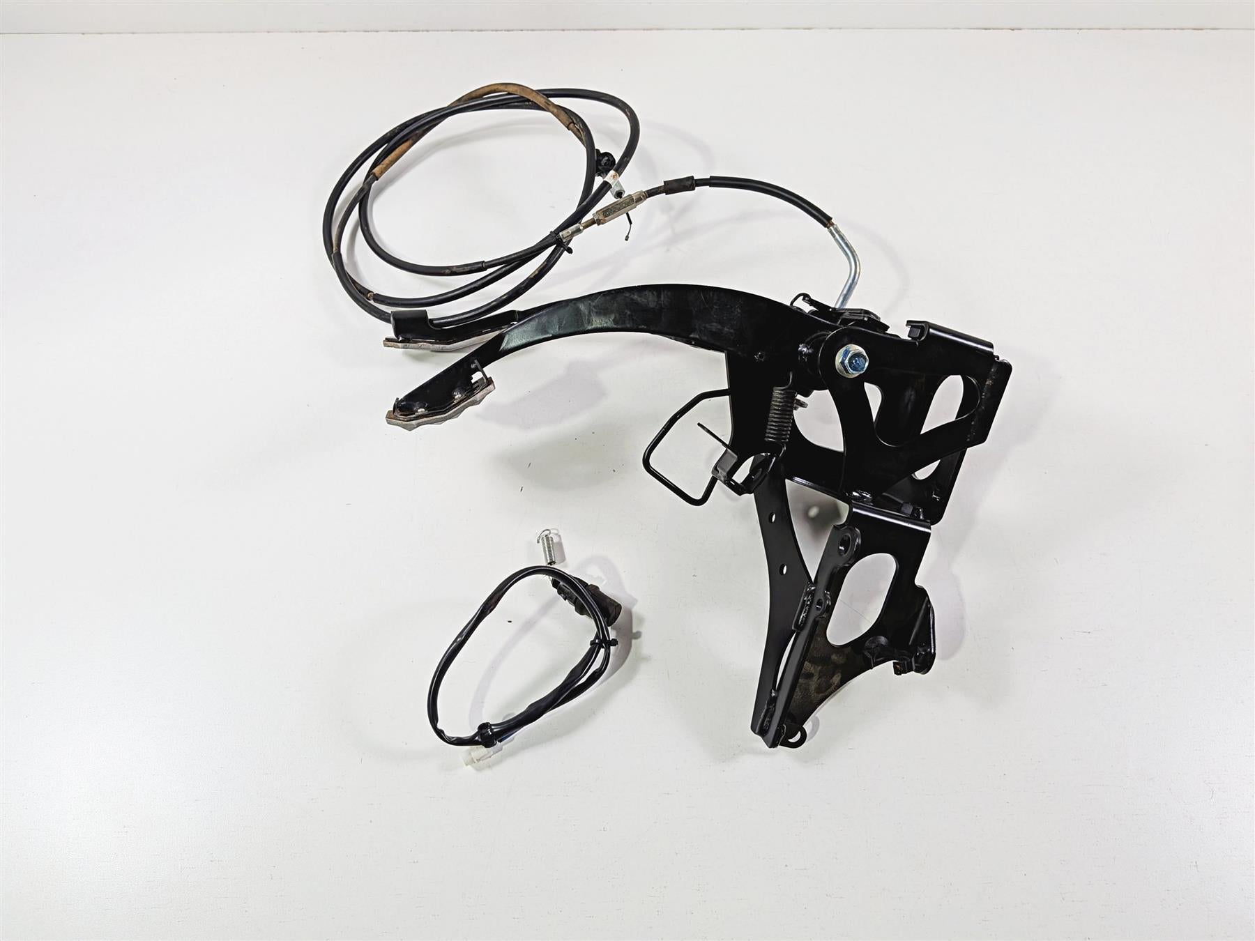 2021 Yamaha YXZ1000R EPS SS SE Foot Pedal Set & Cables B57-F2548-01-00 {{ shop.shopifyCountryName }} - Mototech271