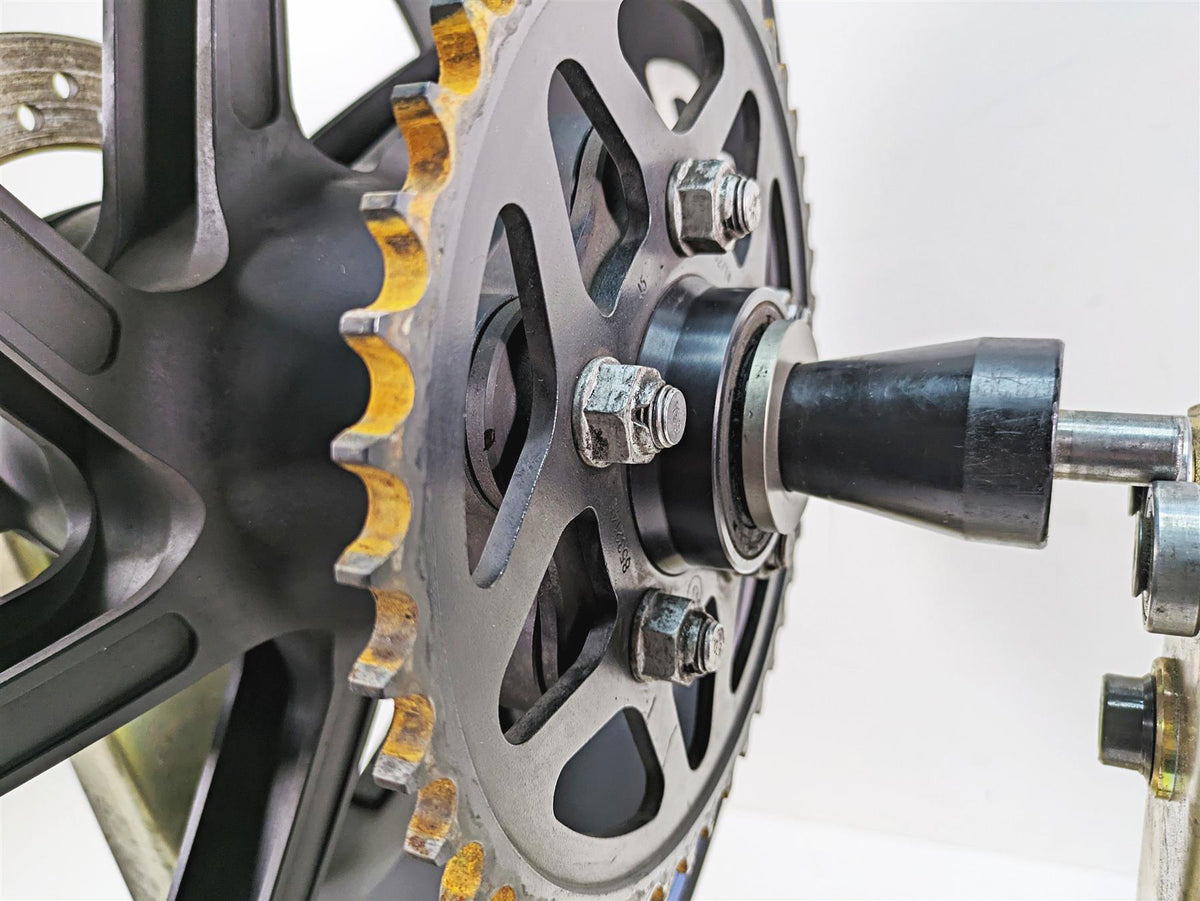 2015 BMW S1000RR K46 Straight Hp4 17x6 Rear Wheel Rim - Read 36318548893 {{ shop.shopifyCountryName }} - Mototech271