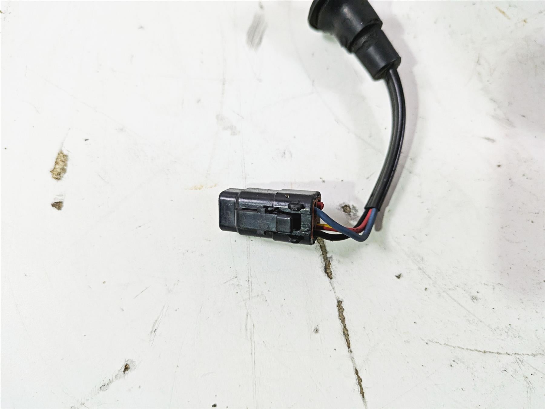 2005 Harley Softail FLSTSCI Heritage Springer Taillight Brake Lamp 68280-05 {{ shop.shopifyCountryName }} - Mototech271