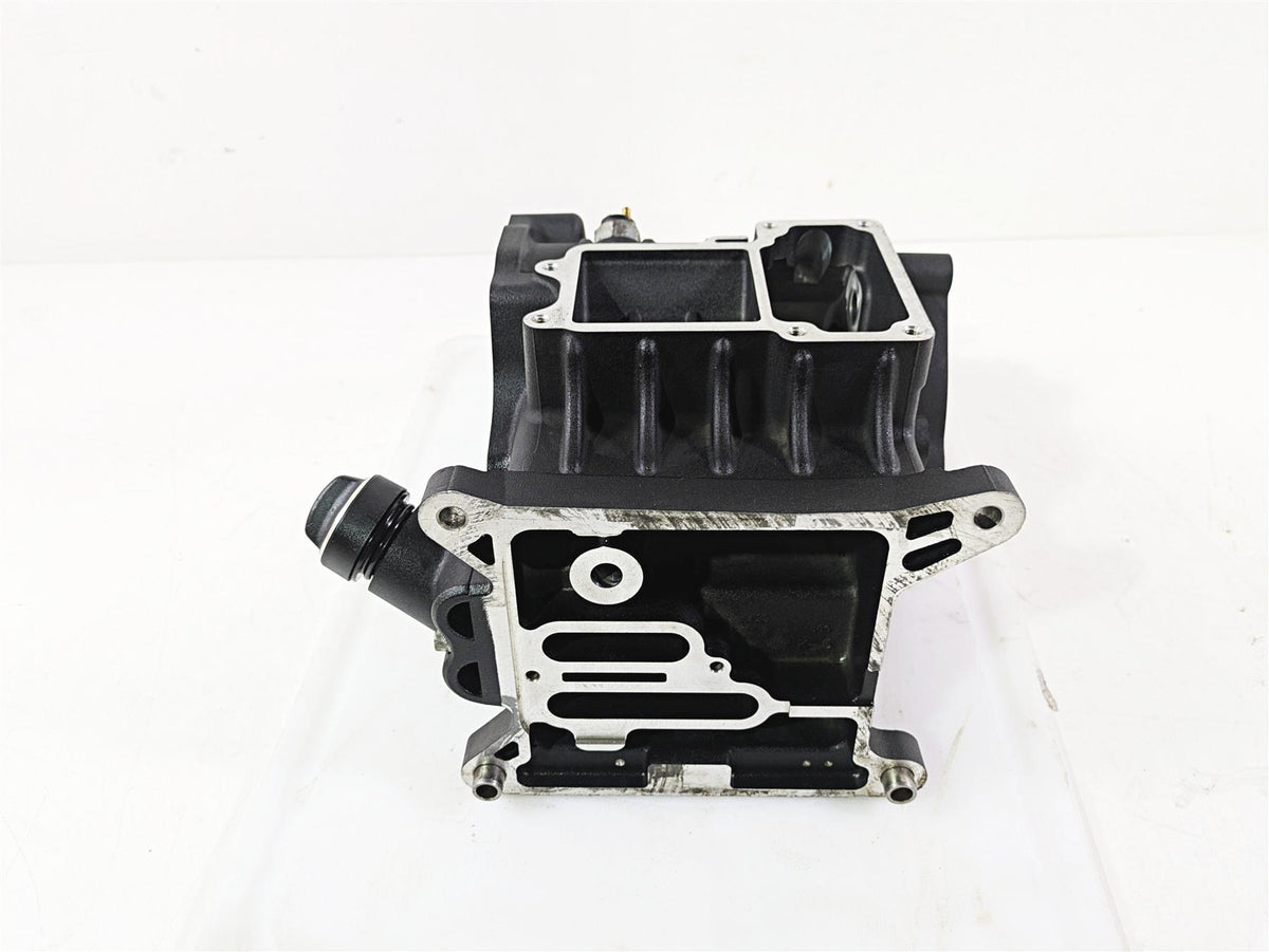 2017 Harley Dyna FXDB Street Bob Transmission Gear Case Housing 34747-06C {{ shop.shopifyCountryName }} - Mototech271