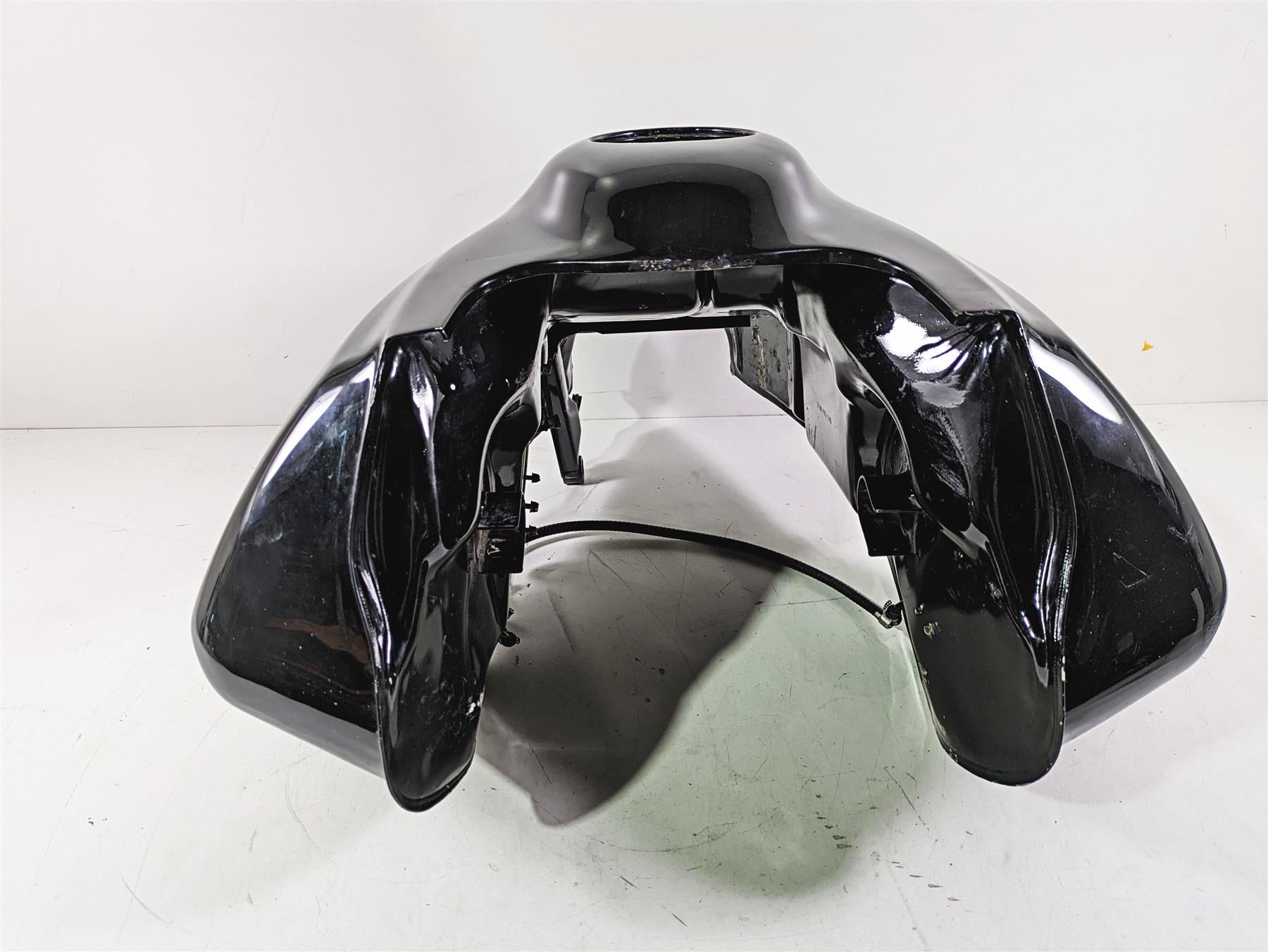 2004 BMW R1150GS R21 Fuel Gas Petrol Tank -Read 16112324870 {{ shop.shopifyCountryName }} - Mototech271