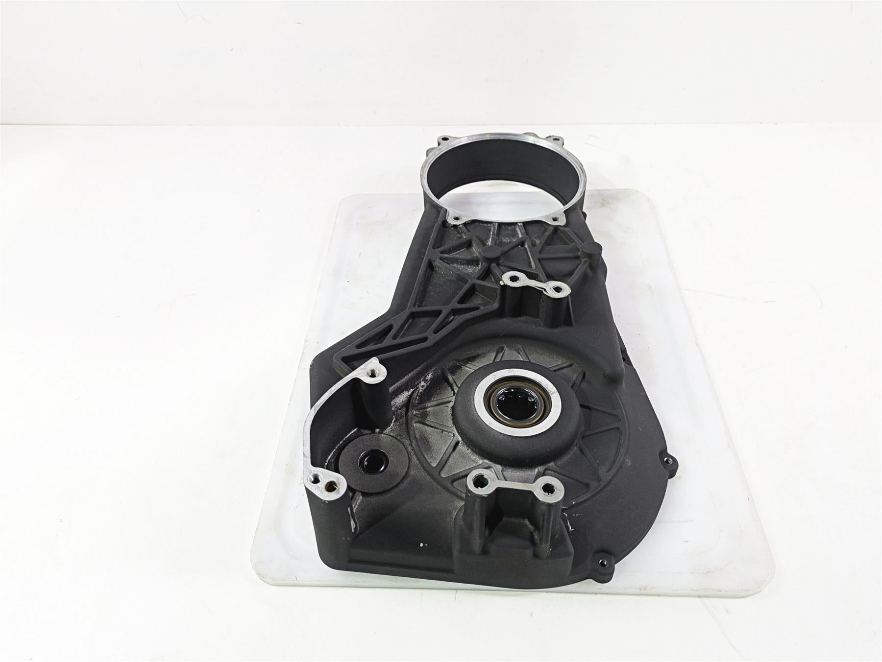 2004 Harley Softail FXSTDI Deuce Inner Primary Drive Clutch Cover 60620-94B {{ shop.shopifyCountryName }} - Mototech271