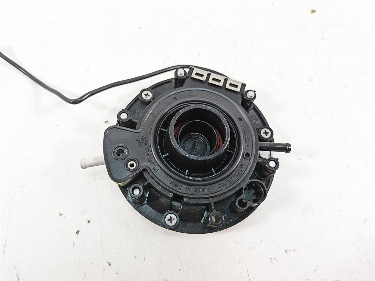 2020 KTM 1290 Super Adventure R Keyless Fuel Gas Tank Lid 60707008000 {{ shop.shopifyCountryName }} - Mototech271