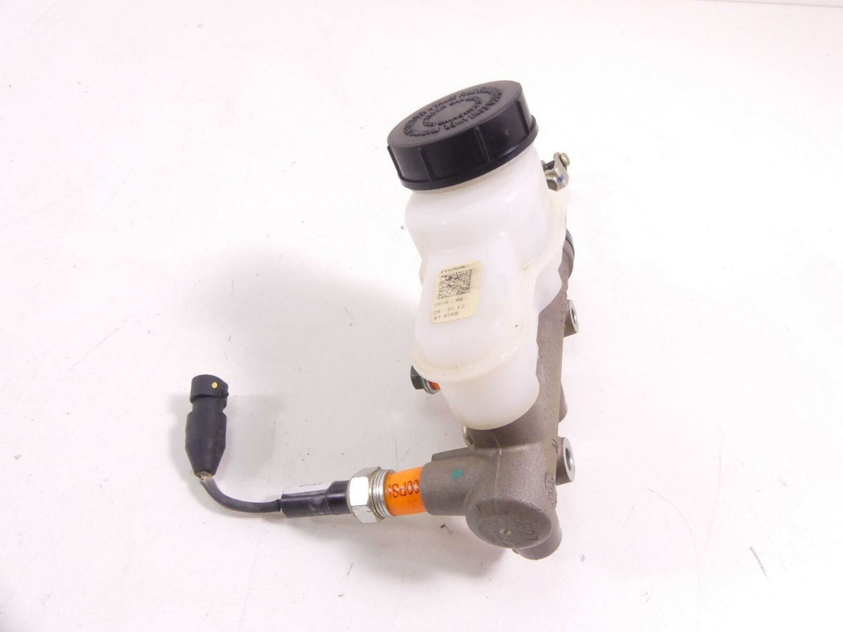 2017 Polaris RZR 1000 XP EPS Main Brake Master Cylinder 1911982 {{ shop.shopifyCountryName }} - Mototech271