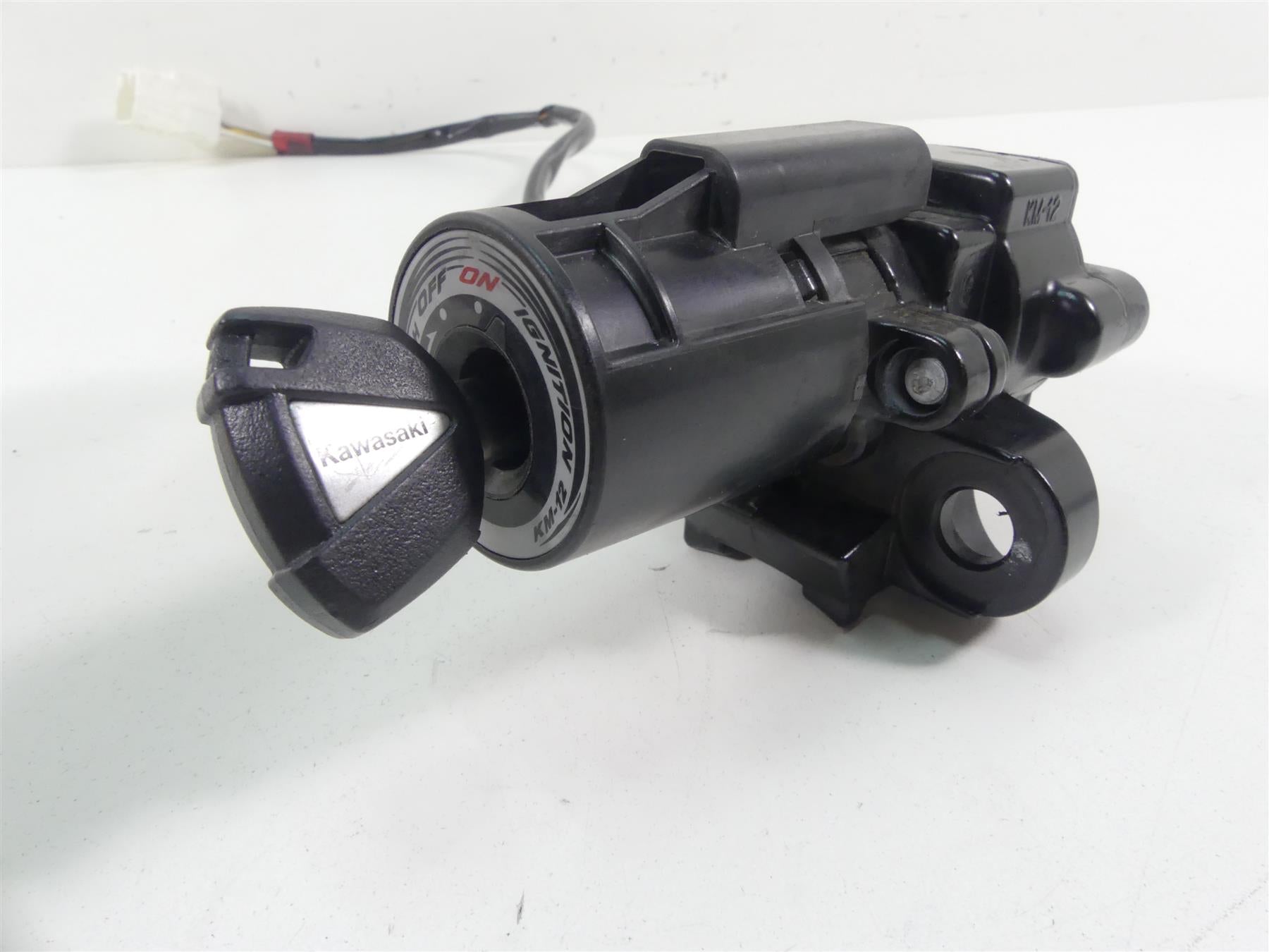 2019 Kawasaki ZX1400 ZX-14R Ninja Ignition Switch Key Lock Set 27048-5013 {{ shop.shopifyCountryName }} - Mototech271
