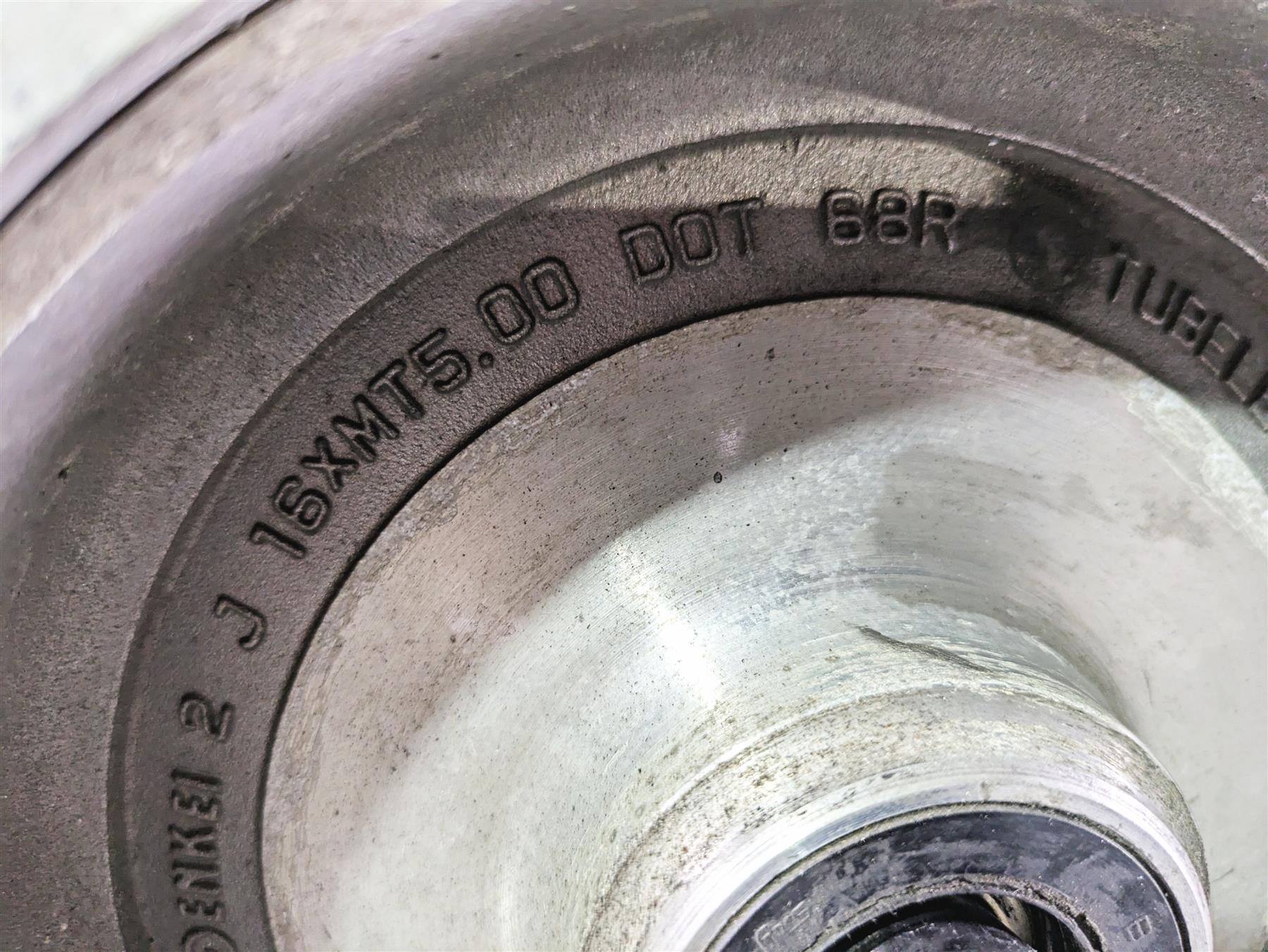 2002 Honda GL1500 CD Valkyrie Deluxe Rear Wheel Rim 16x5 42650-MZ0-B21 {{ shop.shopifyCountryName }} - Mototech271