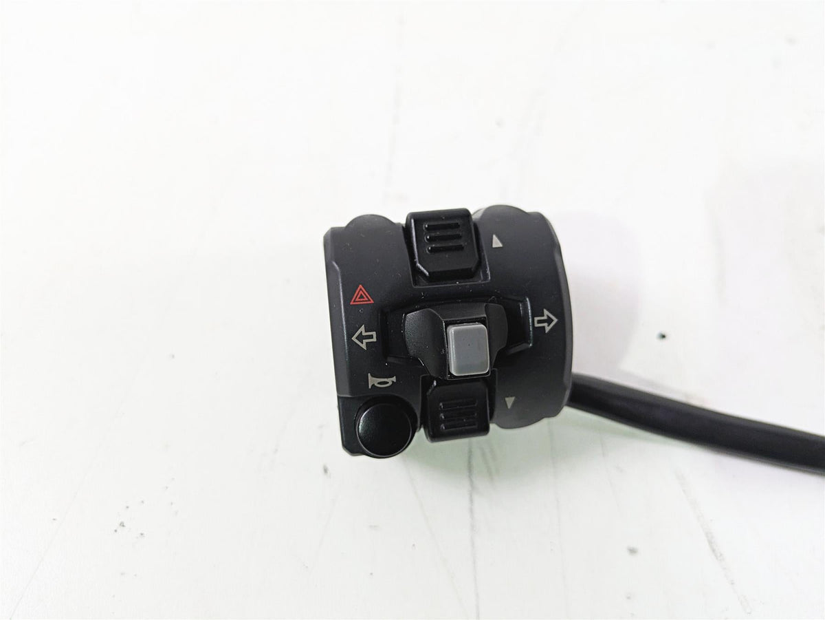 2018 Ducati Hypermotard 939 SP Left Hand Light Control Switch 65110142A {{ shop.shopifyCountryName }} - Mototech271