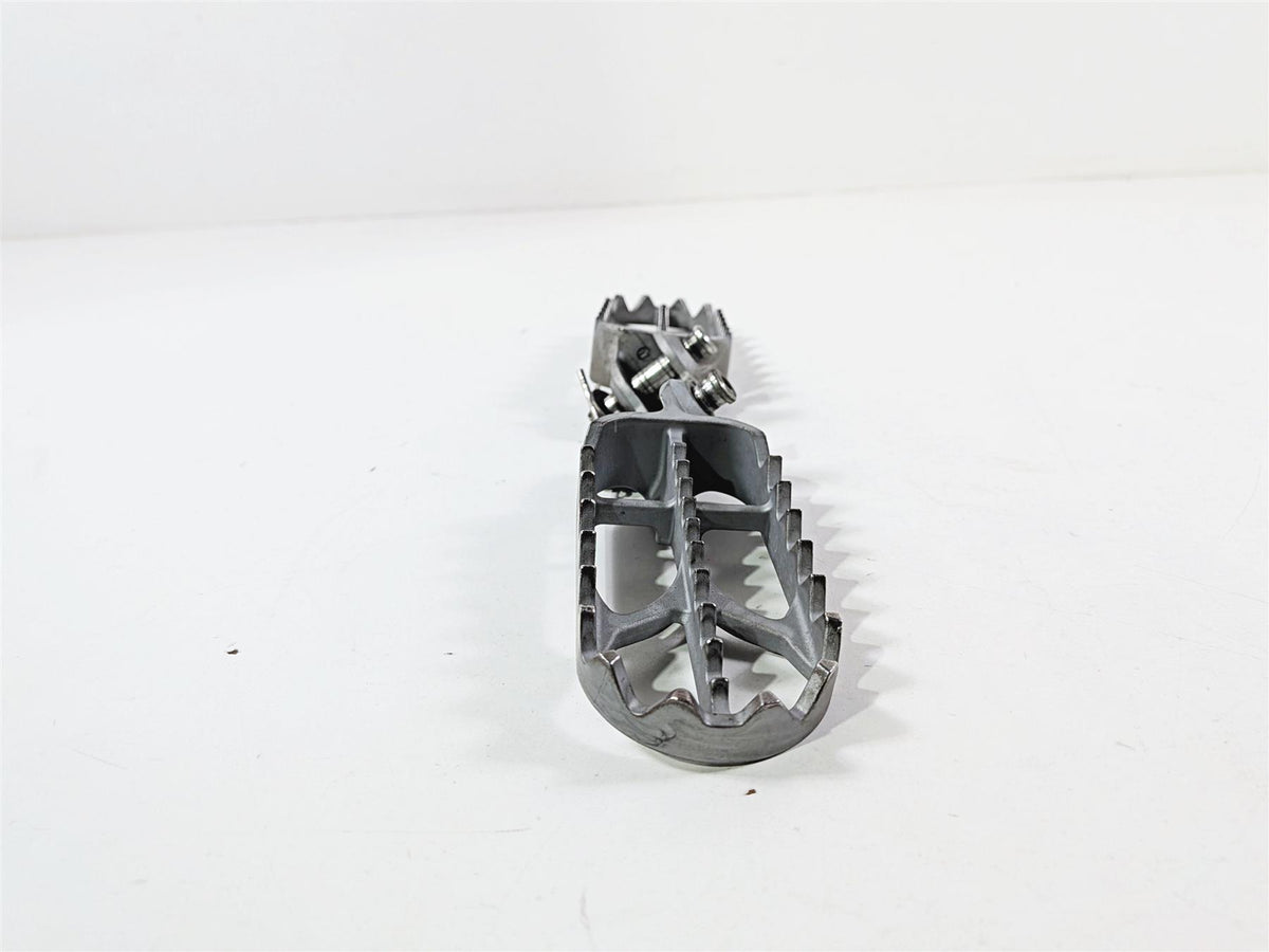 2013 KTM 990 Adventure Baja Front Rider Foot Peg Set 60003040033 60003040133-Mototech271