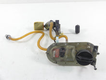 Load image into Gallery viewer, 2005 Harley Touring CVO FLHTC SE Electra Glide  Fuel Gas Petrol Pump 75126-02
